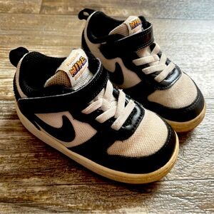 Nike court borough 2 toddler size 7 Black and White Sneakers